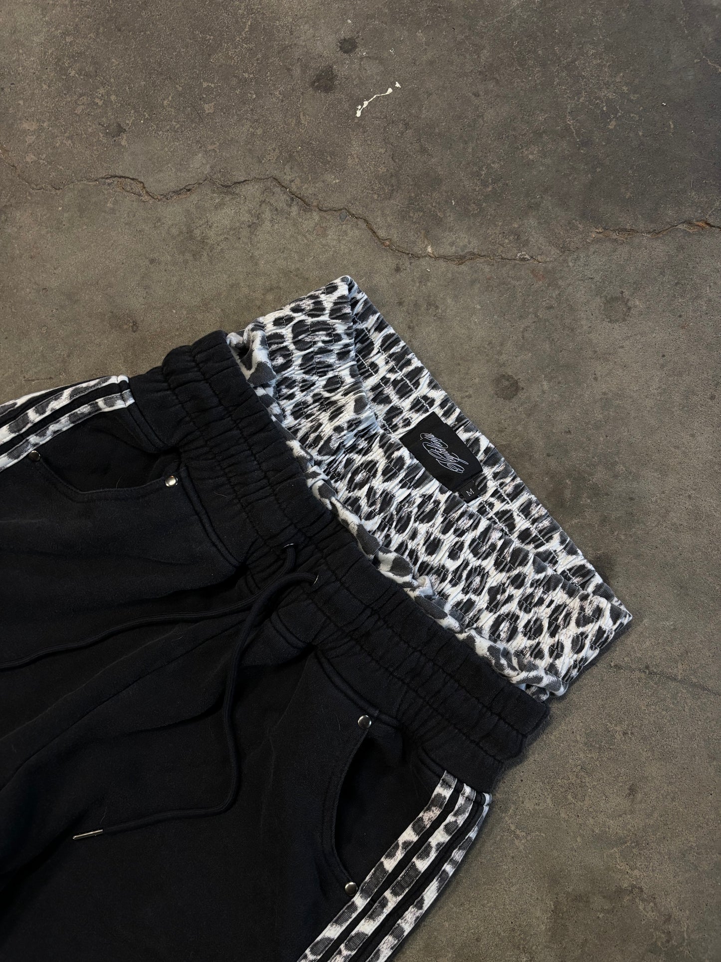 VEYLDONLINE LEOPARD SWEATPANTS
